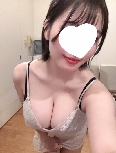 逢沢るなさんの写真