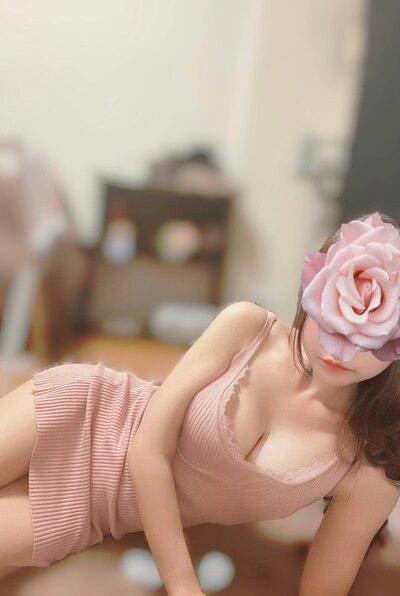 真白ゆい