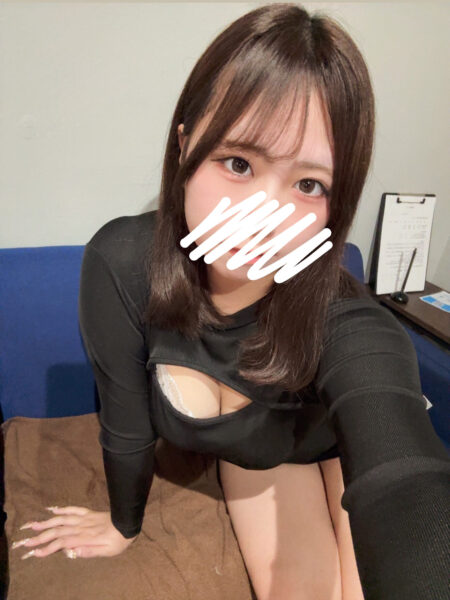 朝比奈りほ