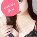 結城なな