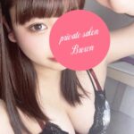 結城なな